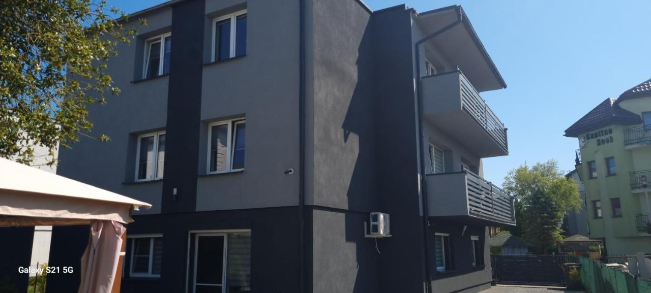 Unibal - Pokoje Goscinne Unieście Exteriör bild