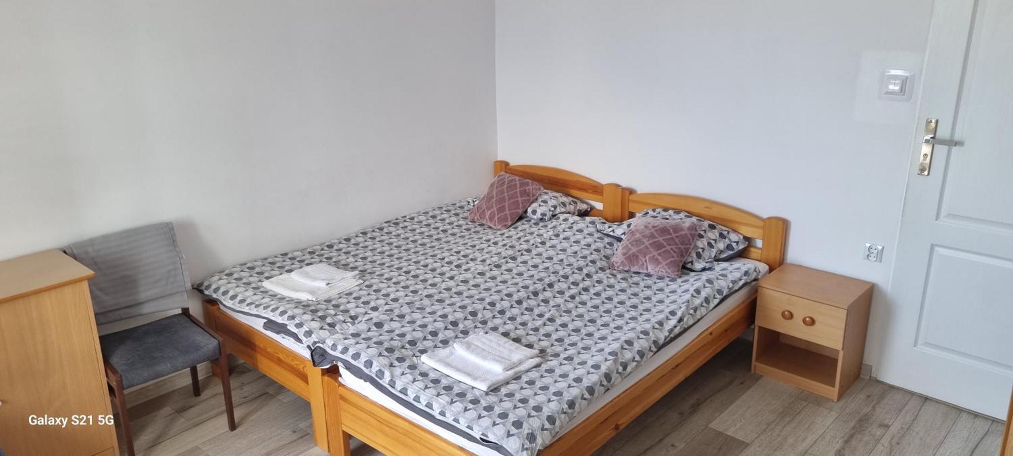 Unibal - Pokoje Goscinne Unieście Exteriör bild