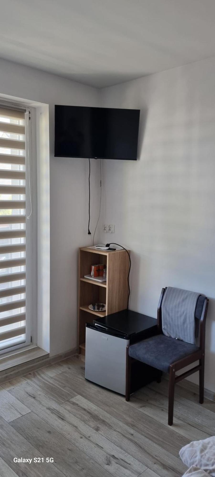 Unibal - Pokoje Goscinne Unieście Exteriör bild