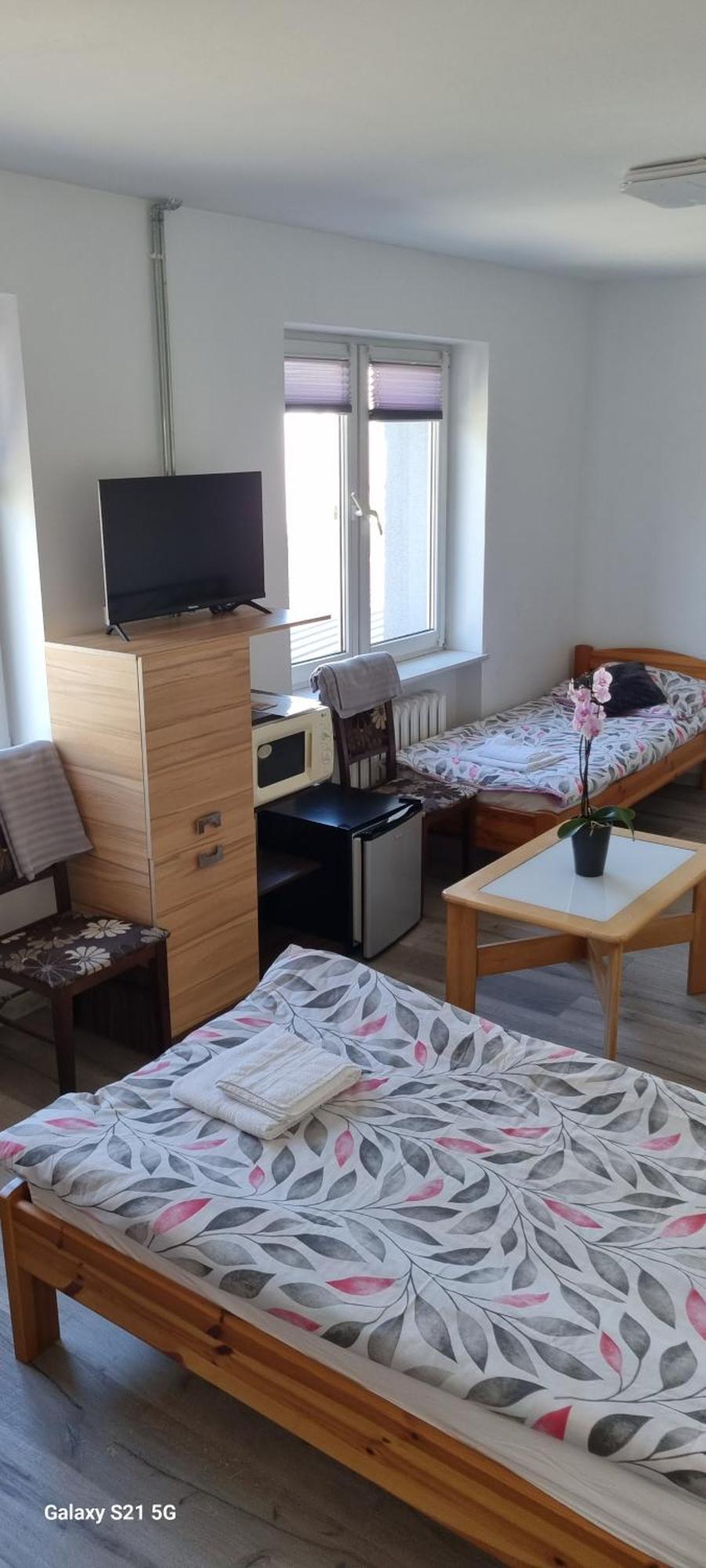 Unibal - Pokoje Goscinne Unieście Exteriör bild